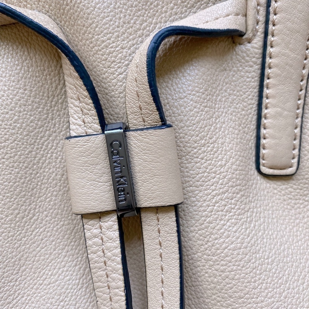 Calvin Klein Pebbled Genuine Leather Shoulder Tote Bag – Beige - Picture 13 of 16